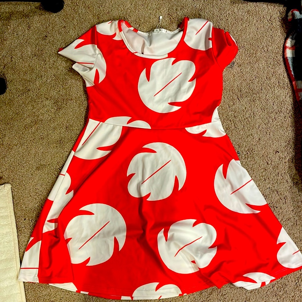 Red Flower Dress // matching scrunchie